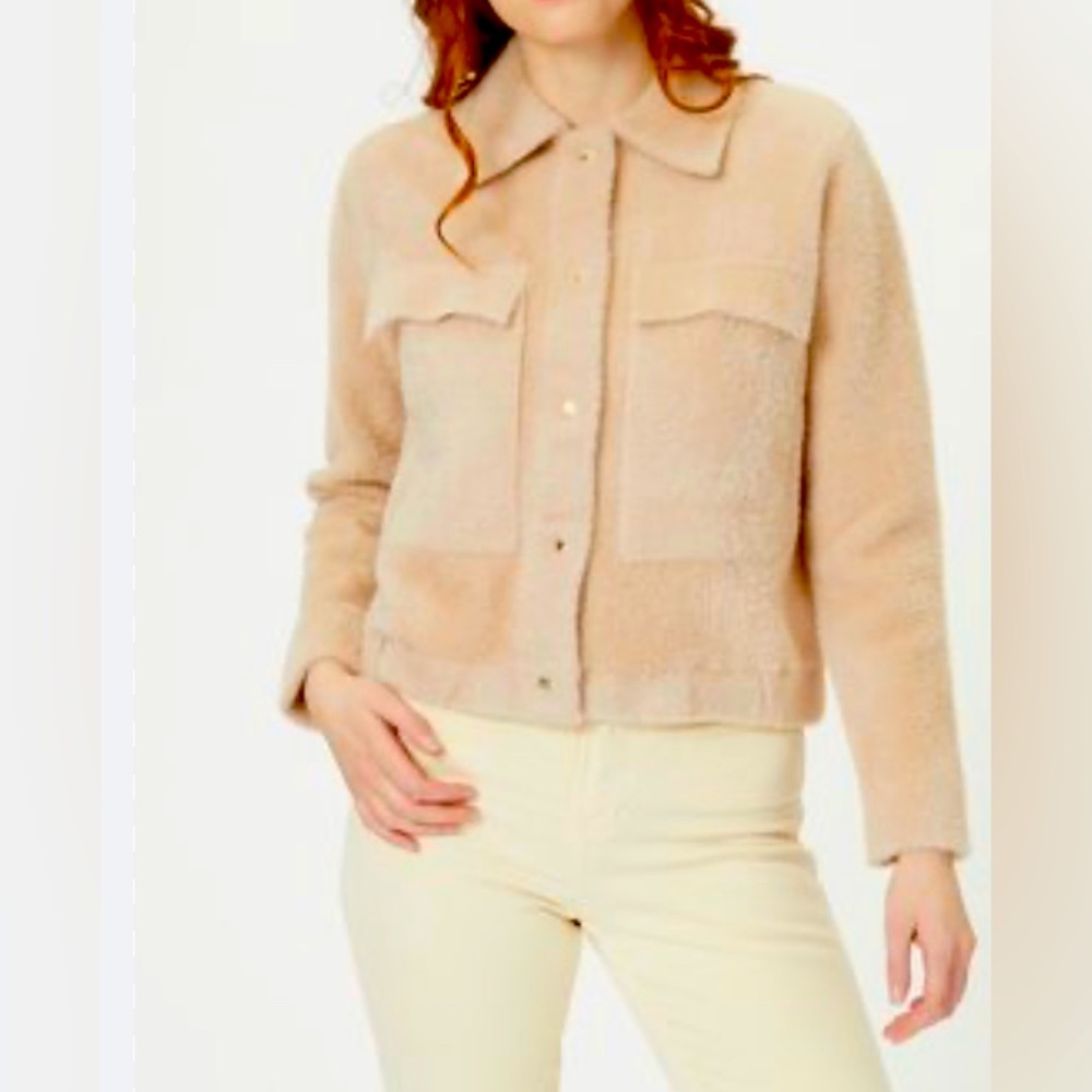 Truth by republic- 💥Host Pick 💥 soft Beige jacket